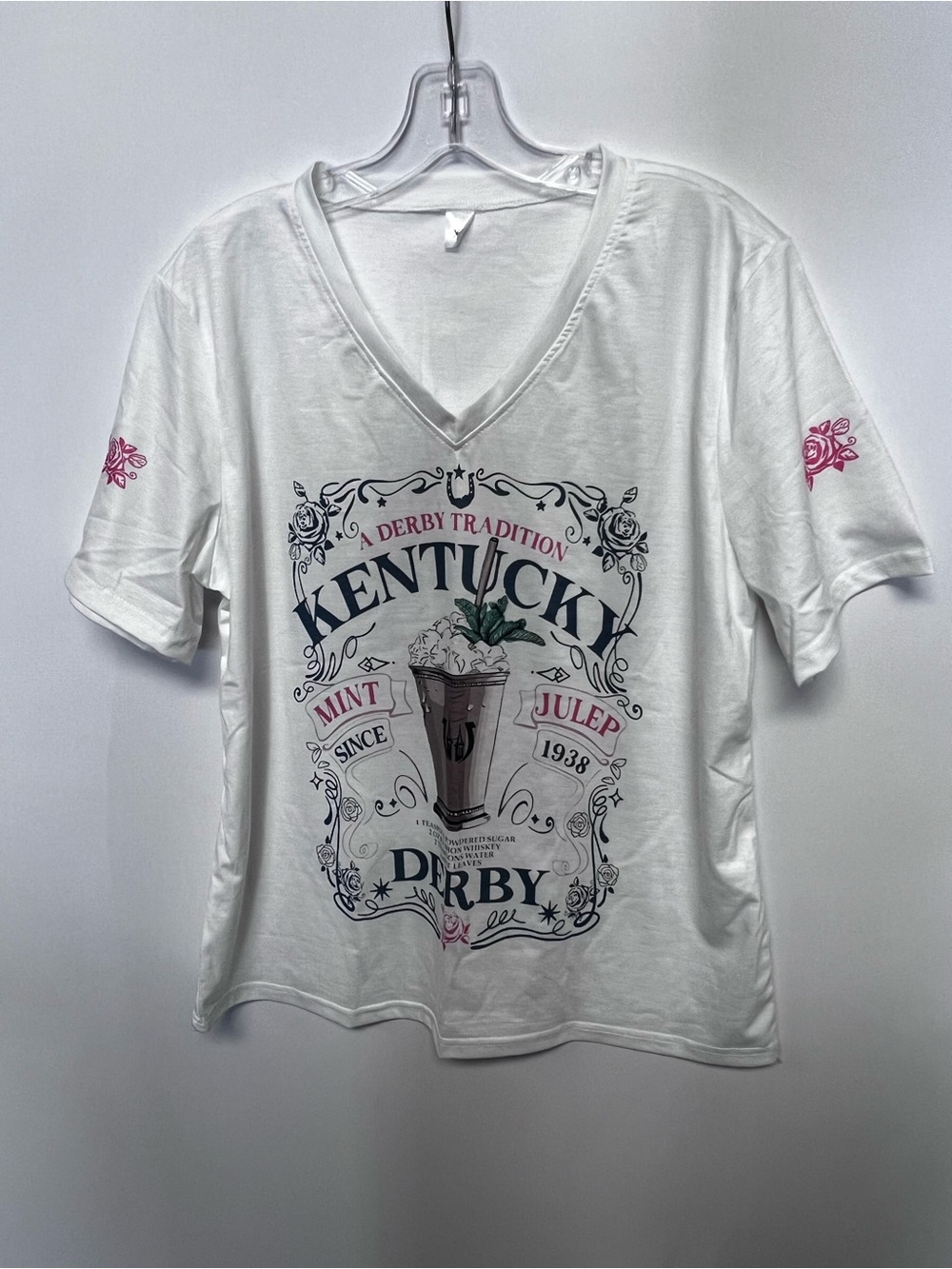 KENTUCKY DERBY MINT JULEP GRAPHICS V-NECK SHORT  SLEEVE WHITE T-SHIRT. UNBRANDED